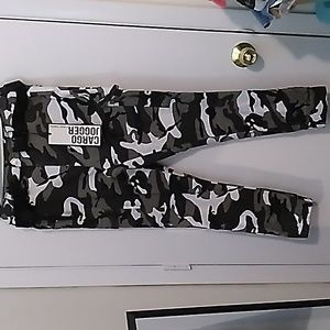 NWT Camouflage cargo jogger